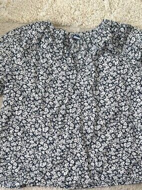 Floral Black and White Women's Top